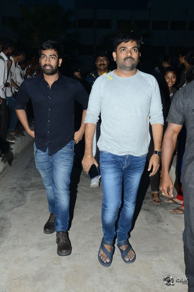 London-Babulu-Movie-Team-at-KBN-College-Vijayawada